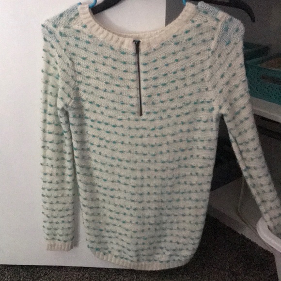 Sweater - Picture 2 of 2